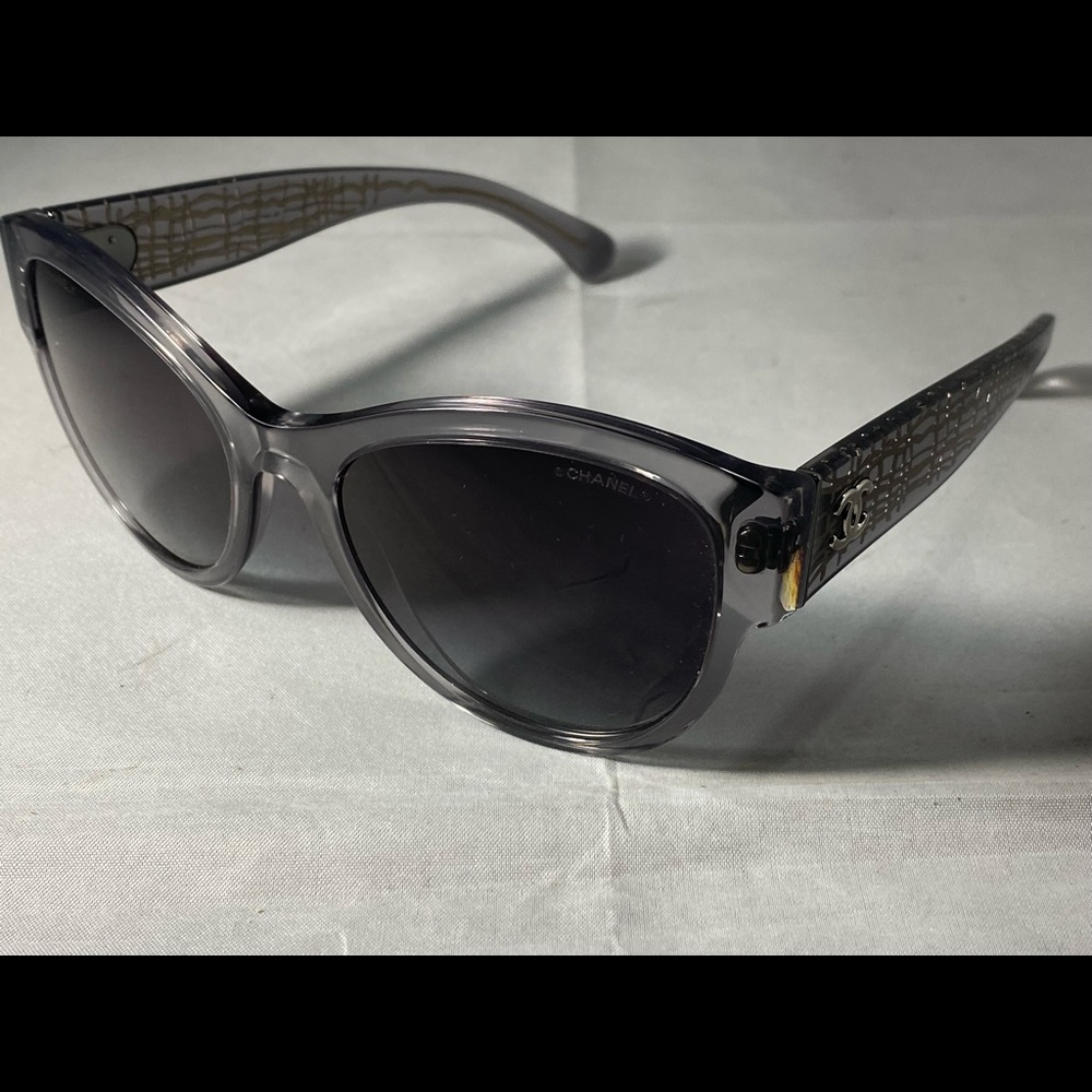 NEW!! $695 Chanel. Pantos Gray Polarized  Sunglasses 5434 C811/S6 140 3N